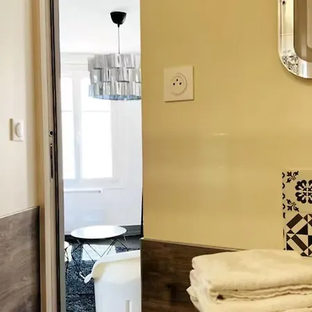 Le Carrel- F2-place Saint Marc Rouen